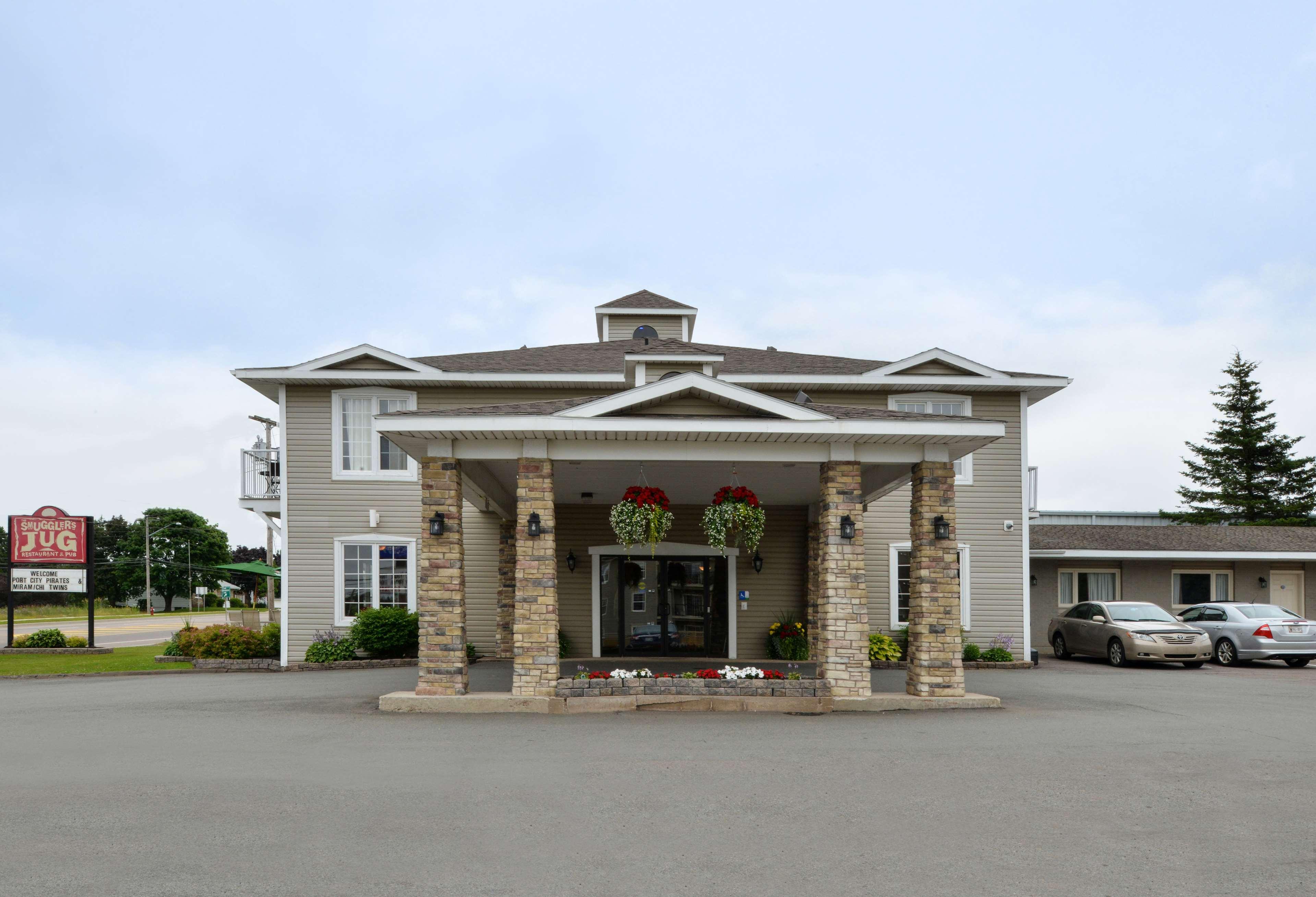 Canadas Best Value Inn & Suites-Charlottetown Exterior foto